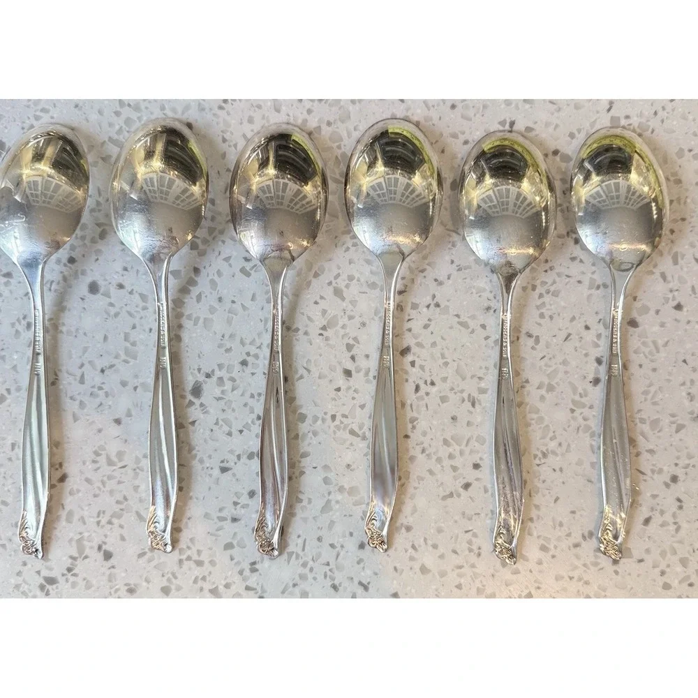 6 PC 1961 GAIETY Wm Rogers & Son Cream Soup Spoons #8614